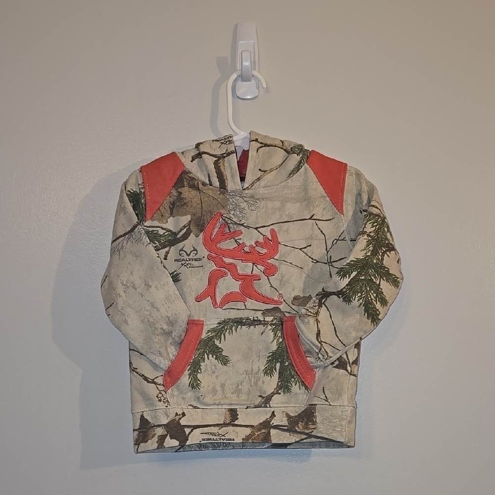 Realtree Pink and Cream Camo Sweatshirt with Color Blocked Sleeves LOT F